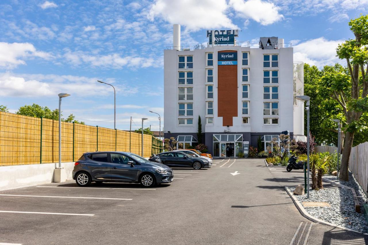 Kyriad Paris Ouest - Colombes Hotel 3*