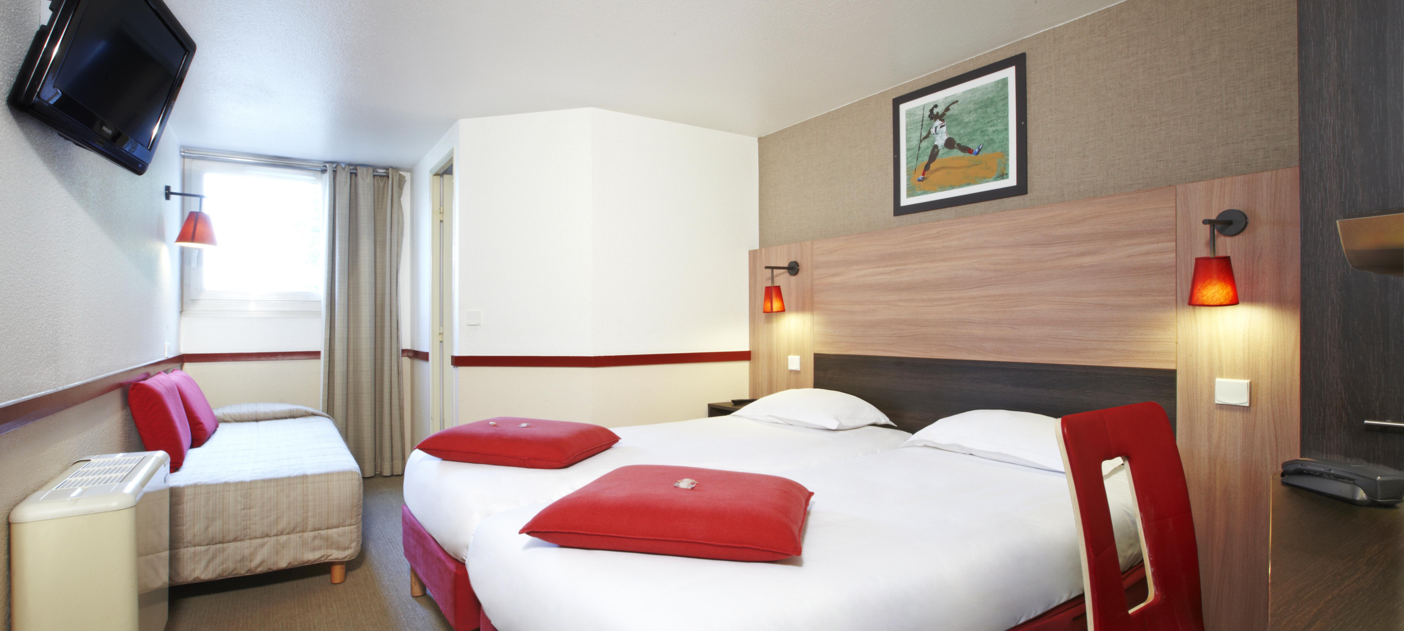 Hotel Kyriad Paris Ouest - Colombes